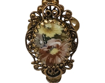Vintage Adjustable NOS Enamel Flower Filigree Ring (A5655)