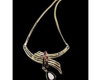 Vintage Signed Coro Teardrop Necklace (A767)