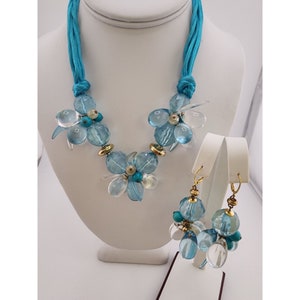 Vintage Fun 80s Lucite & Cord Necklace Earrings Set (A3444)