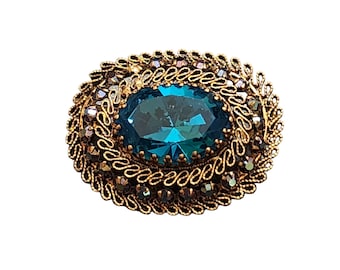 Vintage Signed Beautiful Austria Brooch (A4607)