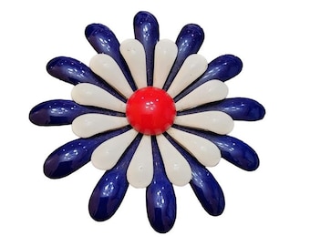 Vintage 60s Enamel Flower Brooch (A1895)