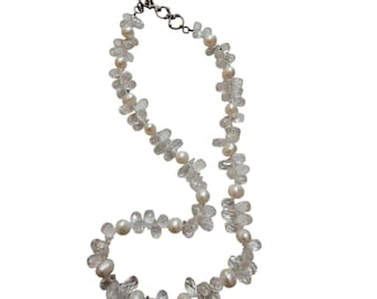 Beautiful Crystal Pearl and Sterling Toggle Closure Necklace (A9337)