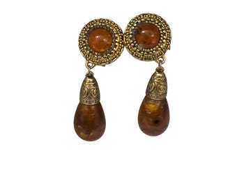 Vintage 80s Etruscan Resin Drop Clip Earrings (A7977)