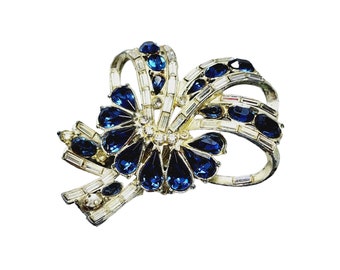 Vintage Glass Rhinestone Bow Brooch (A814)