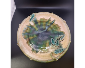 Majolica Style Glazed Plate (A6279)