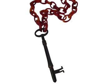 Super Cool Antique Huge Key On Celluloid Chain Necklace (A7678)