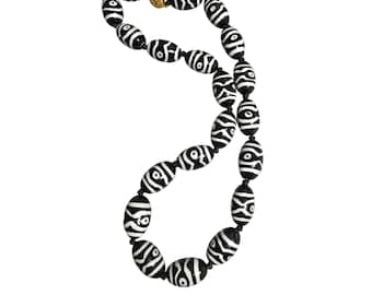 Vintage Hand Knotted Heavy Porcelain Necklace with Probably Silver Clasp (A8287)