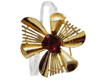 Vintage Signed 1960s Trifari Brooch (A1500)