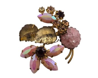 Vintage Rare Austria Molded and Confetti Glass Brooch (A9321)