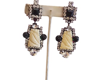 Vintage Signed Moans Couture Fabulous Glass Clip Earrings (A2577)