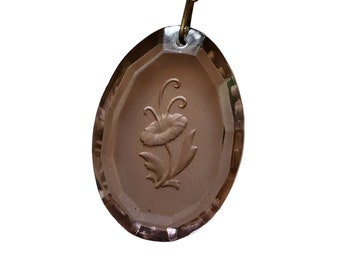 Vintage Flower Intaglio Glass Necklace (A2382)
