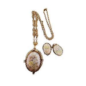 Vintage West Germany Signed Porcelain Floral Necklace Set (A2470)