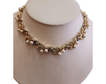 Vintage Trifari Pearl & Rhinestone Necklace (A3604)