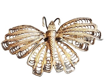 Vintage Low Grade Silver Dimensional Filigree Brooch (A2712)
