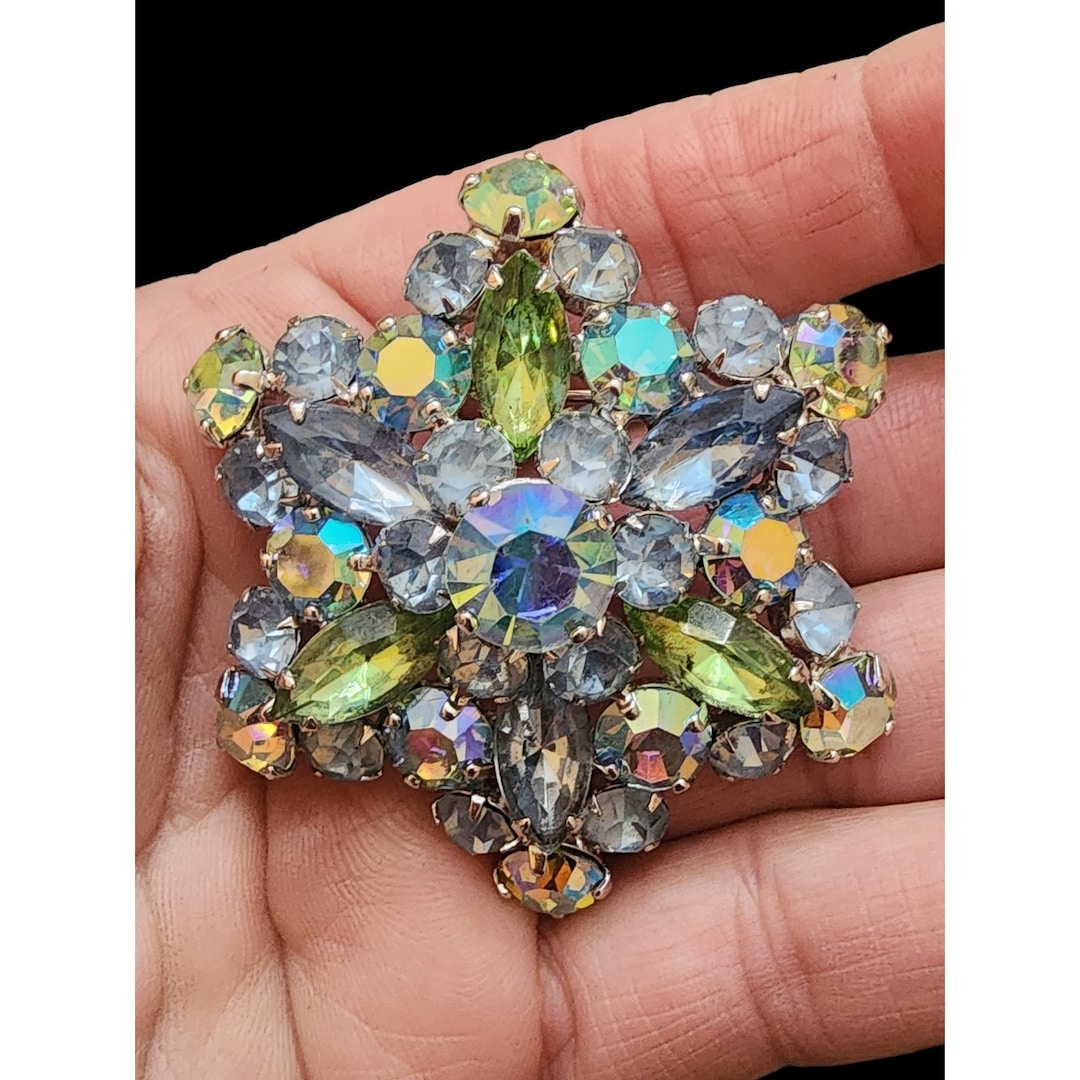 Broche étoile Vintage En Métal Doré Avec Oxydes Iridescents - Style Venise