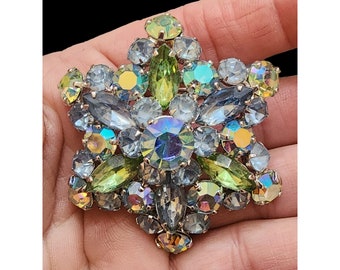 Wonderful Vintage WEISS Signed Dimensional Star Brooch (A4716)
