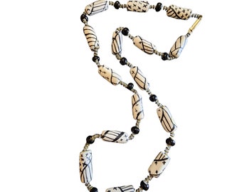 Vintage Porcelain Made in Hong Kong Necklace (A2077)