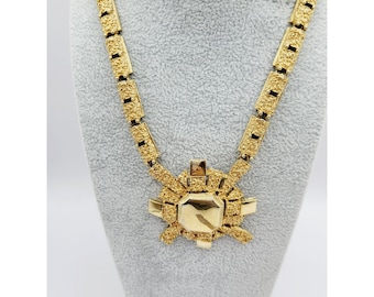 Vintage Gold Tone Statement Necklace (A277)