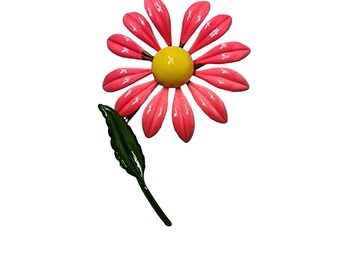 Vintage Pretty Enamel Flower Brooch (A2879)