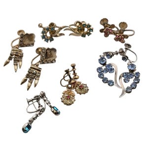 Vintage Group of 6 Clip Earrings (A8028)