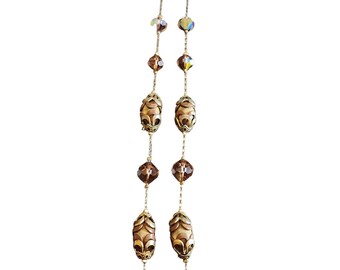 Unusual Glass & Enameled Dainty Necklace (A1779)