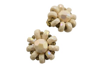 Vintage West Germany Acrylic Flower Earrings (A8004)