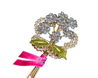 Vintage Blingy Dimensional Signed Vendome Flower Brooch (A9297)
