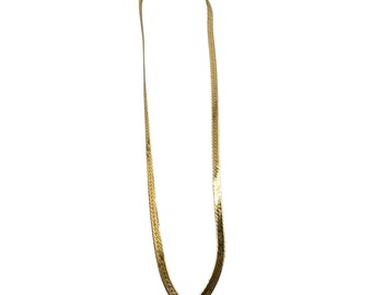 Vintage V-Shaped Herringbone Necklace With Heart In The Middle (A5293)