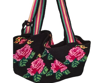 Vintage NOS Clever Carriage Knitted Floral Tote Bag