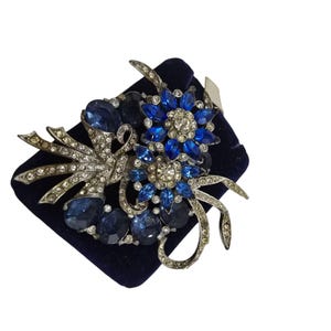 Antique Spectacular Elaborate Cast Rhinestone Flower Brooch (A8894)