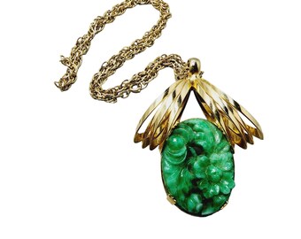 Vintage Carved Floral Peking Glass MCM Pendant Necklace (A1397)