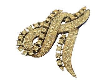Vintage Trifari Rhinestone Swirled Brooch (A8999)