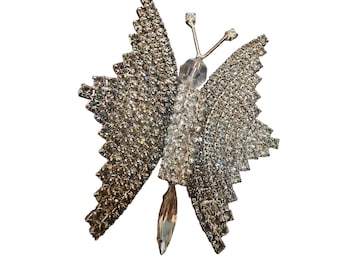 Amazing Signed CASTLECLIFF Rhinestone Butterfly Brooch (A4596)