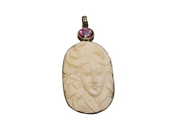 Vintage Carved Stone Face & 925 Sterling Pendant (A2805)