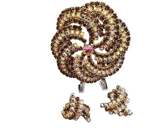 Vintage U/S Blingy Rhinestone Pinwheel Style Brooch Earrings Set (A2109)