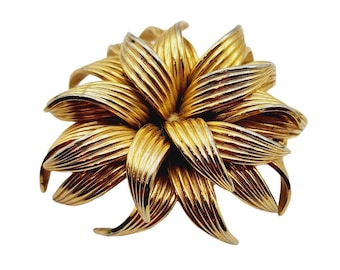 Vintage Signed Grosse 1963 Germany Dimensional Brooch (A531)