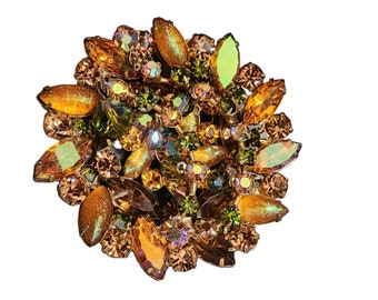 Unusual Vintage Rhinestone and Foil Type Glass Chacha Brooch (A4732)