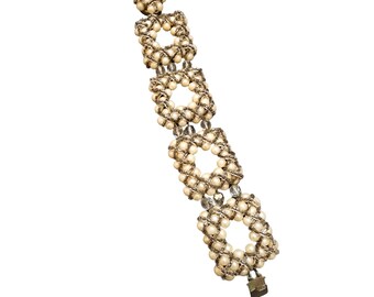 Vintage Hand Beaded Glass Pearl & Crystal Bracelet (A2810)