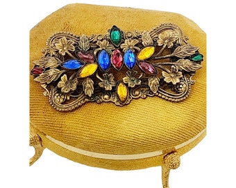 Beautiful Vintage Unsigned Czechoslovakian Brooch (A4838)