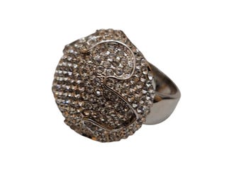 Huge Blingy Cocktail Ring Size 8 (A9059)