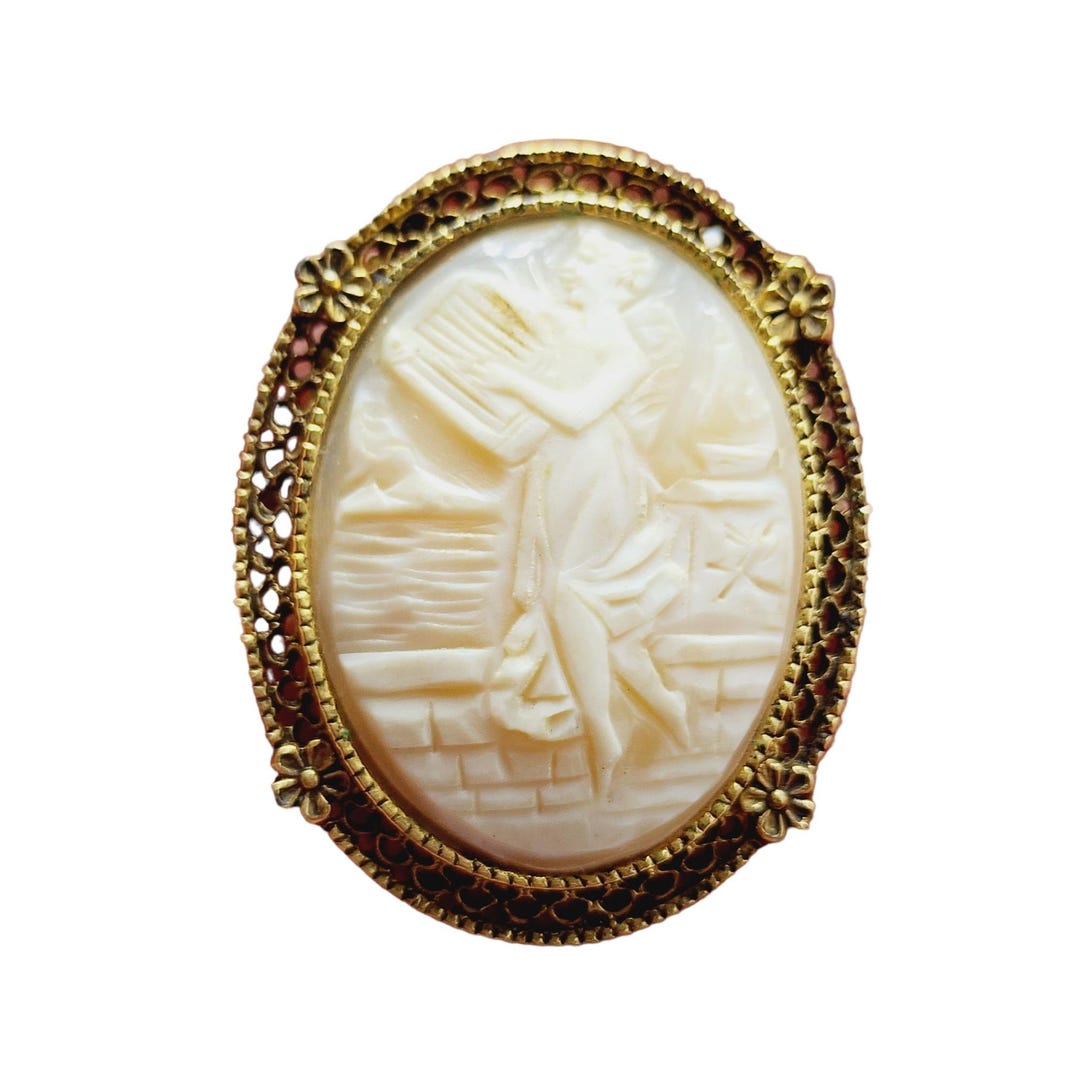 ヴィンテージ ハープシェルカメオのブローチ/ペンダント (A1744