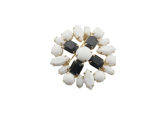 Vintage Unsigned Rhinestone Brooch (A3212)