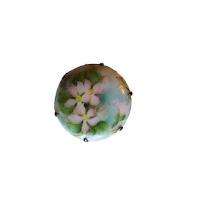 Vintage Beautiful Porcelain Over Brass Brooch Pin (A1533)