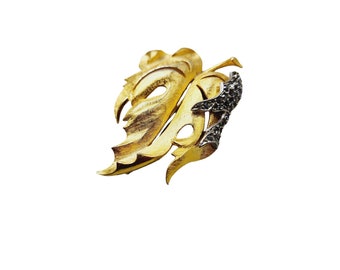 Vintage Florenza Brushed Gold & Rhinestone Leaf Brooch (A3035)