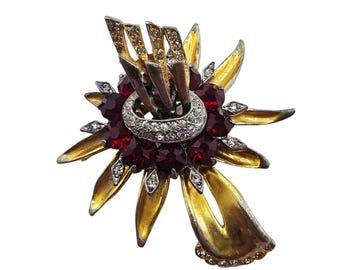 Antique Unsigned Reinad Heavy Older Dimensional Brooch (A8897)