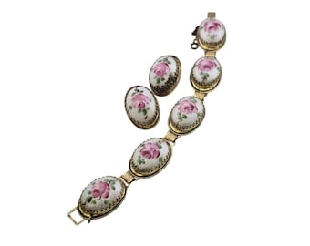 Vintage Whiting And Davis Domed Floral Porcelain Bracelet Set (A8144)
