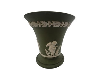 Vintage Wedgwood Vase Made In England #63 (A6236)