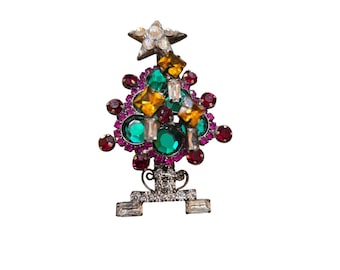 Vintage VRBA Mini Christmas Tree Brooch (A8637)
