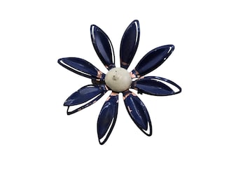 Vintage Enamel Flower Brooch (A8014)