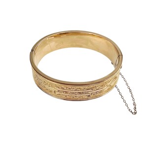 Vintage Gold-Filled Embossed All Over Design Bangle Bracelet (GFBWC-3)